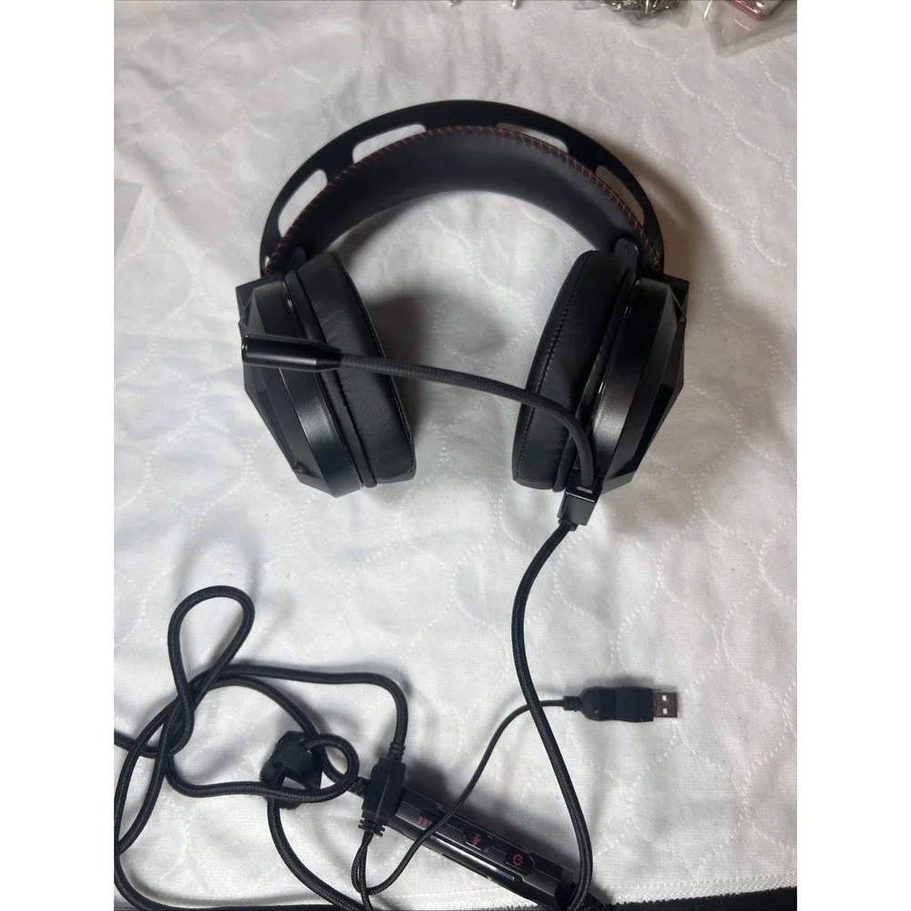 CombatWing Gaming Headset M180